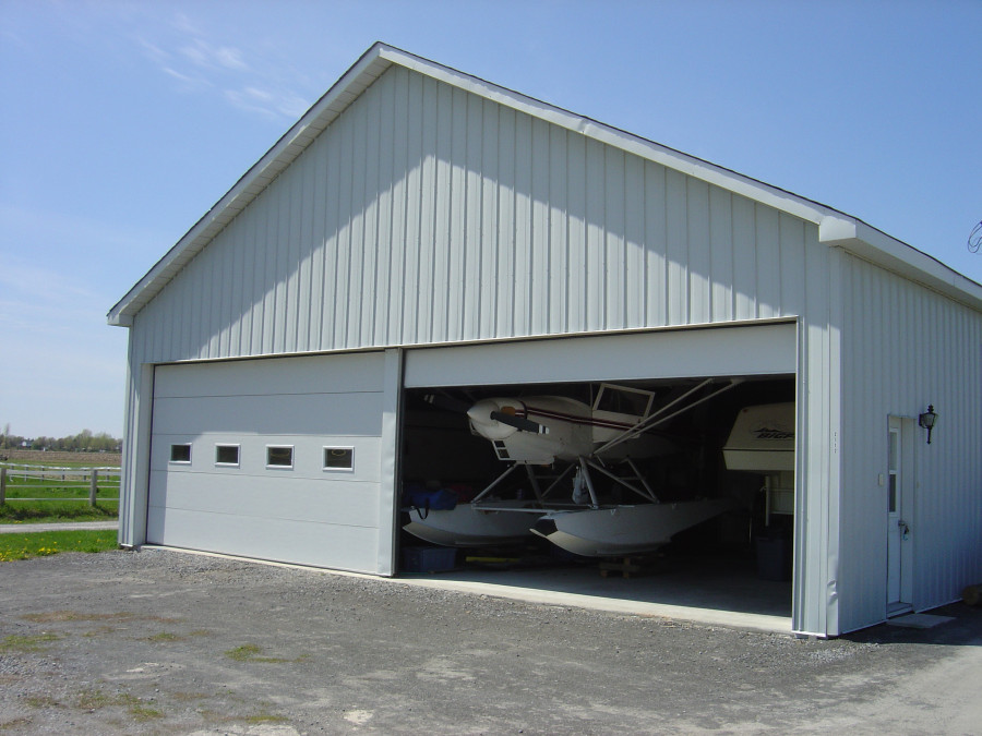 Portes hangar d'avion avec colonne amovible